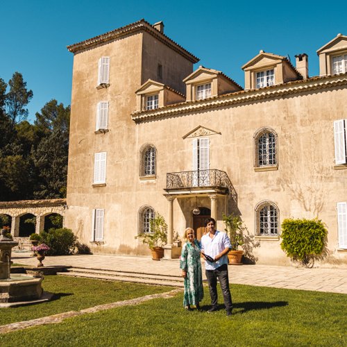 Valérie, ses trois enfants et Parcel Tiny House