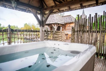 Cabane Château Biron & spa à Beaumontois En Perigord (2)
