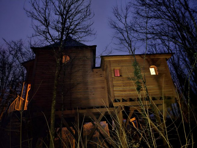 Hébergement AbracadaRoom : Le Château Des Fées & Spa - Image 5