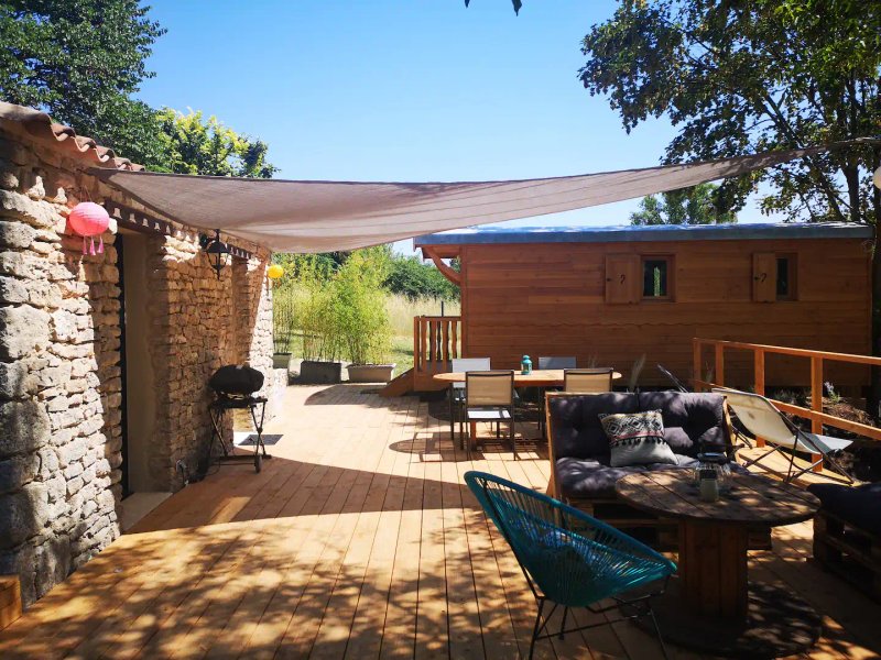 Hébergement AbracadaRoom : Roulotte la Clé du Luberon & SPA - Image 3