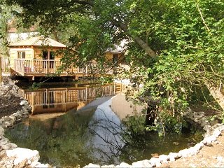 Hébergement AbracadaRoom : Cabane sur l'eau Libellule - Image 2