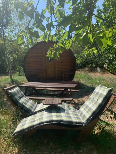 Hébergement AbracadaRoom : Le Tonneau du Nid'Oiselet - au coeur d'une ferme en Provence - Image 6