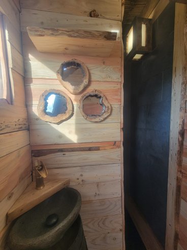 Hébergement AbracadaRoom : Le refuge d'Elrond et son bain nordique - Image 13