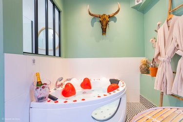 Suite Mexique avec Jacuzzi 15min Disney à Nanteuil Les Meaux (2)
