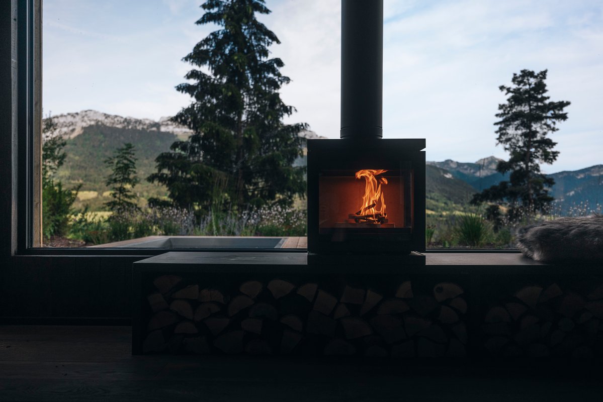 Unik Lodges Annecy - L'étoile - Nuit insolite avec vue montagne et piscine privée chauffée à Leschaux (8)