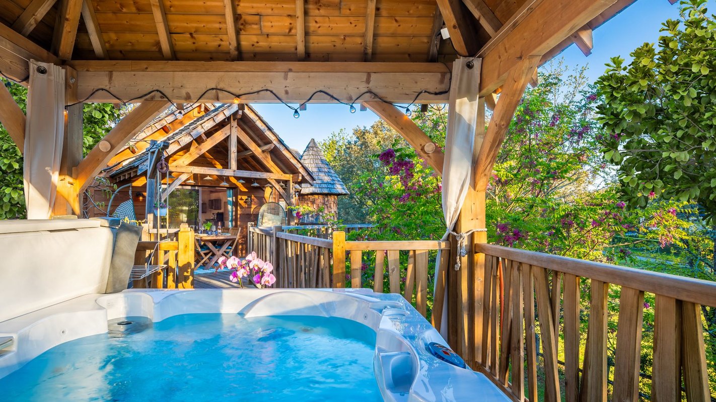 Cabane Spa Béquia à Carsac-Aillac (22)