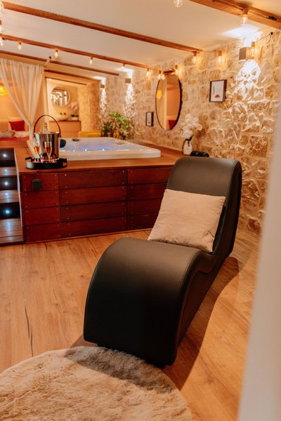 Hébergement AbracadaRoom : Le Baldaquin § SPA § Sauna - Image 8