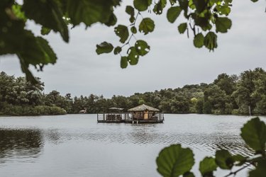 Cabane Spa Nénuphar à Chassey-Lès-Montbozon (1)