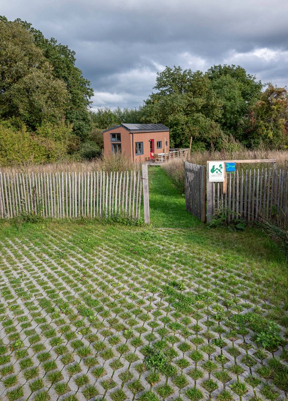 Les Jours Heureux Tiny House à Villers-Le-Gambon (23)