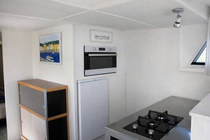 Hébergement AbracadaRoom : Spacieux Bateau Sans Permis Bourgogne 10 Personnes - Image 4