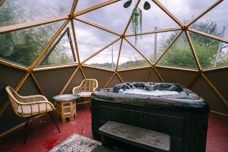 Hébergement AbracadaRoom : L'appartement & spa sous dôme - Image 5