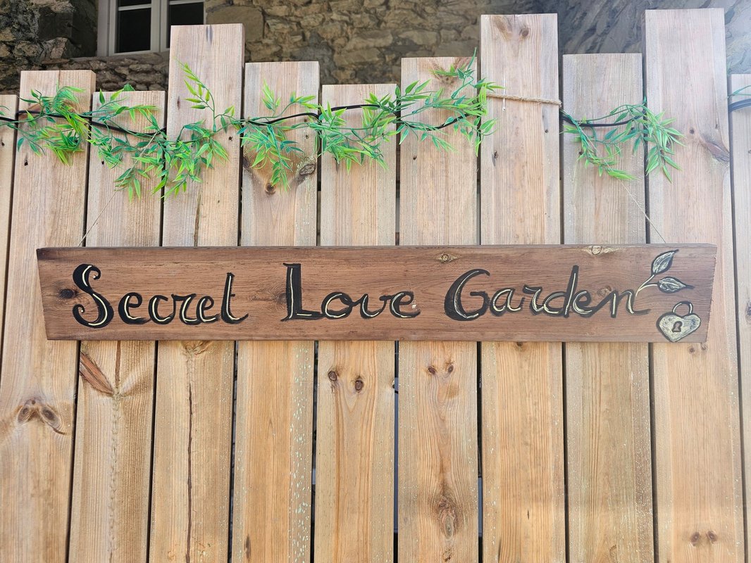Secret love garden loveroom n'spa à Soleymieu (41)