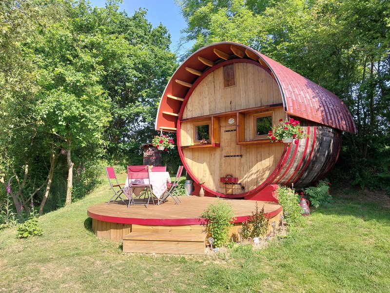 Hébergement AbracadaRoom : L'Authentique Tonneau à Cidre d'Emma - Image 1