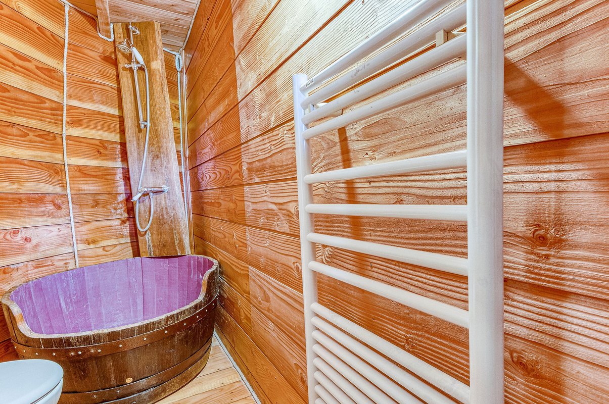 Cabane Spa du Bout du Pré à Descartes (8)