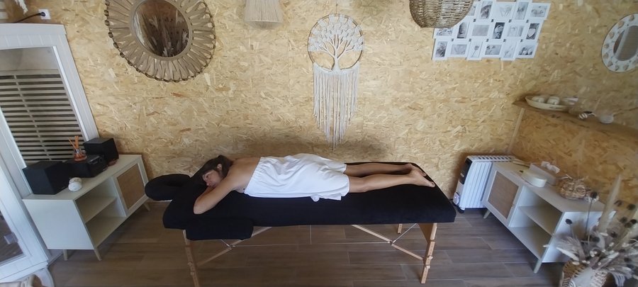 Hébergement AbracadaRoom : "M"ANON-Dôme Géodésique, piscine, spa et sauna. - Image 13