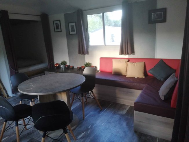 Hébergement AbracadaRoom : Château Mobile & Spa - Image 5