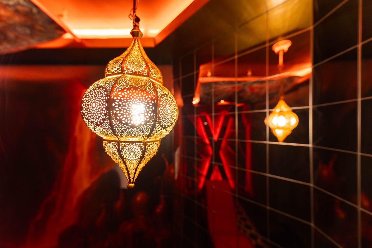 Le Palais des Mille et Une Nuits - Love Room, Jacuzzi, Pièce Secrète à Scheibenhard (5)