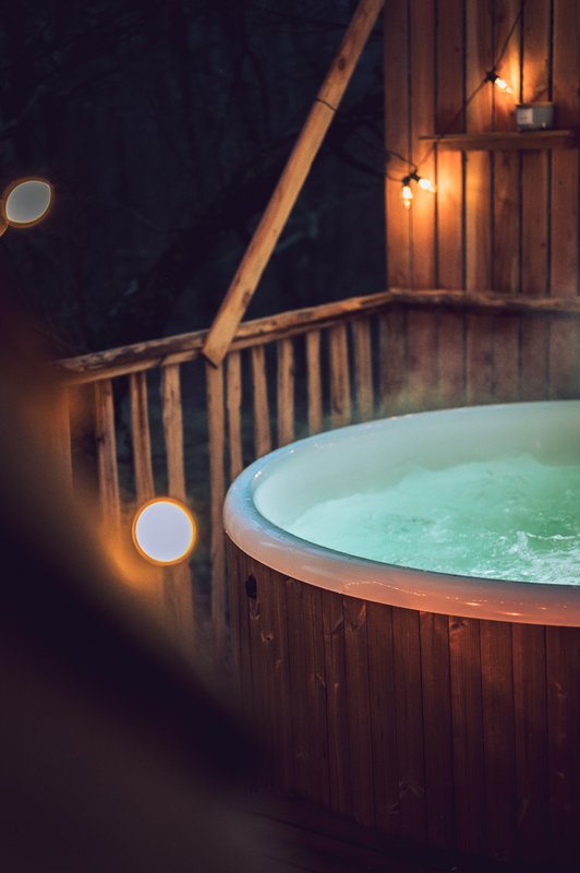 Zome Casse-Noisette & Spa à Lamothe-Fénelon (3)