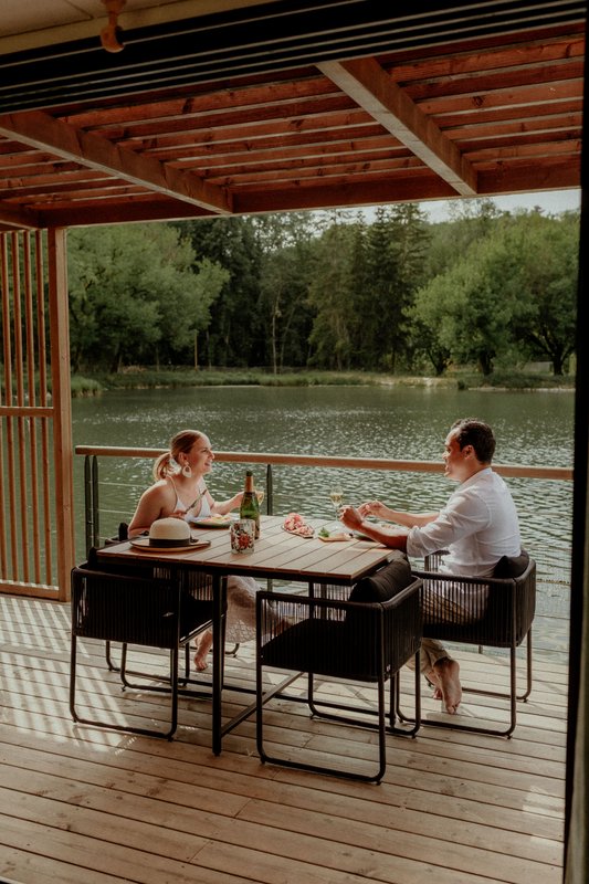Cabane sur l'eau : L’Õthentique à Sainte Gemme (15)