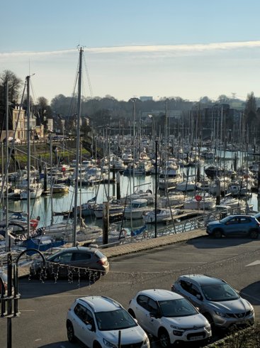 Hébergement AbracadaRoom : L'Atelier Duplex & Vue sur le port de plaisance - Image 2