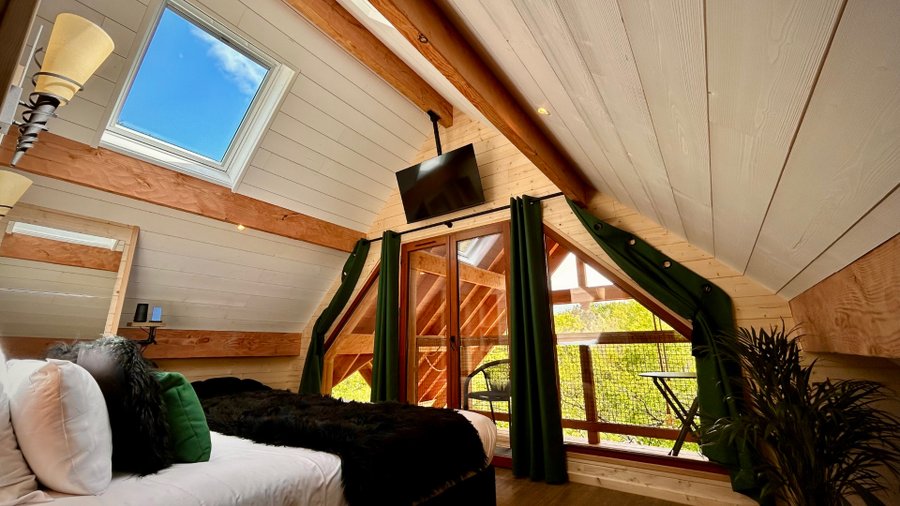 Hébergement AbracadaRoom : Cabane perchée & spa + sauna - Image 10