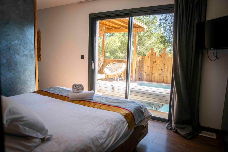 Hébergement AbracadaRoom : Villa XXL Safari avec Piscine - Image 7