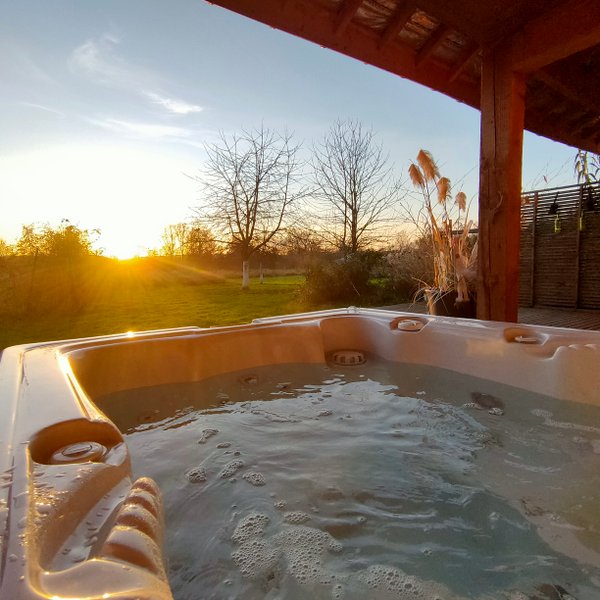 Hébergement AbracadaRoom : La Cavalière & Spa Vue Nature au bord de l'eau & Tandem - Image 9