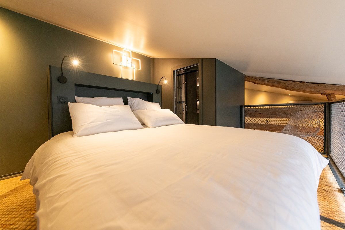 La Grange Moderne, authenticité et design à Vourles (17)