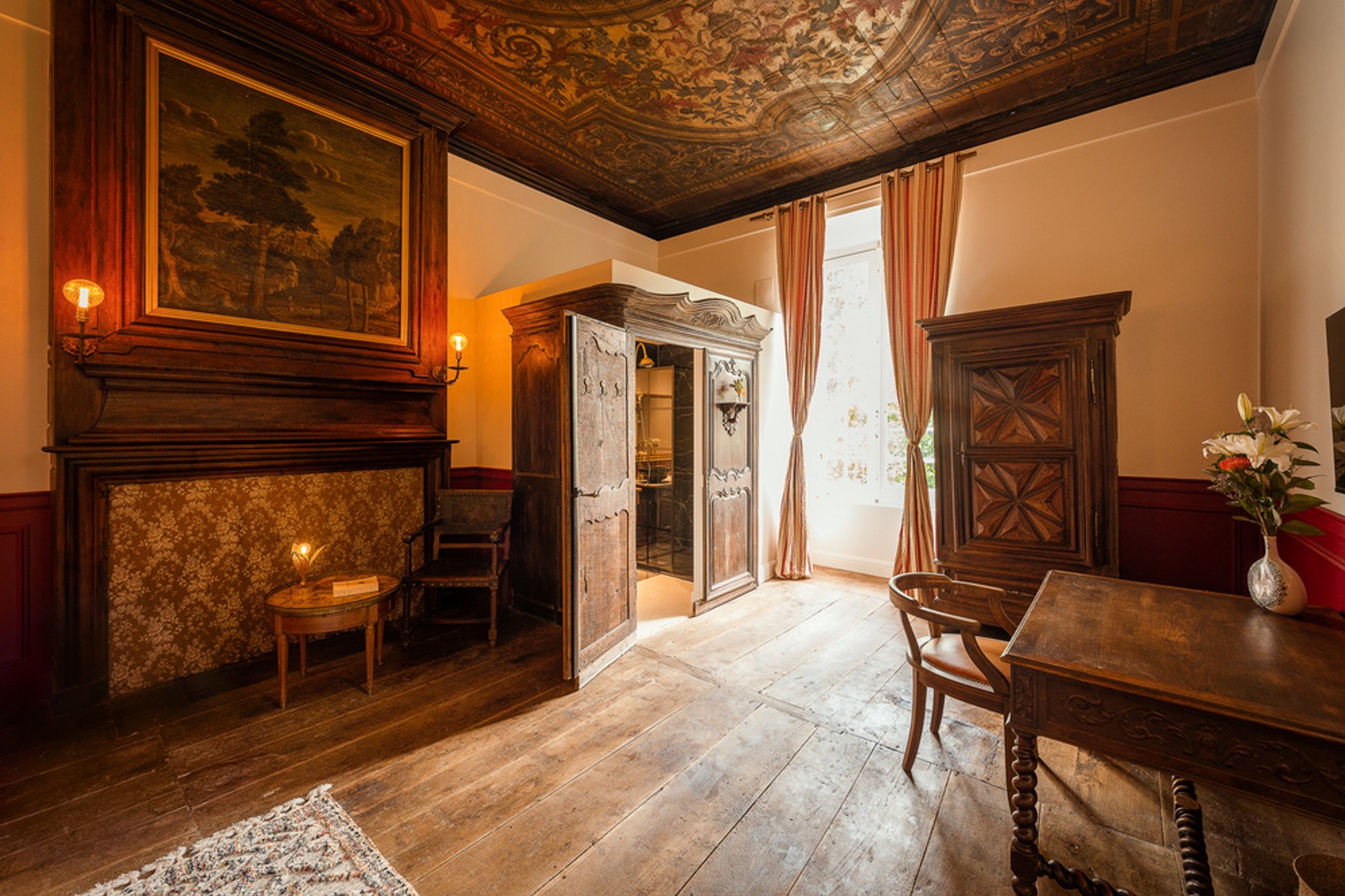 Hébergement UnicStay : Manoir de Laroque Delprat - Suite du Vicomte de Turenne à Autoire