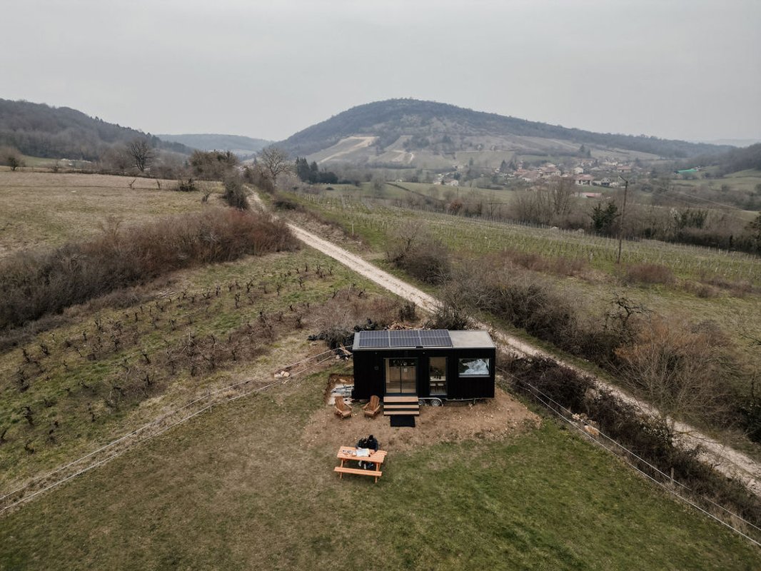 Parcel Tiny House - montagnes et vignes dans l'AOC du Bugey à Revonnas (9)