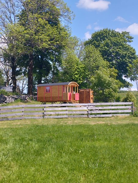 Hébergement AbracadaRoom : La Roulotte  Romantique du P'tit Buron - Image 17