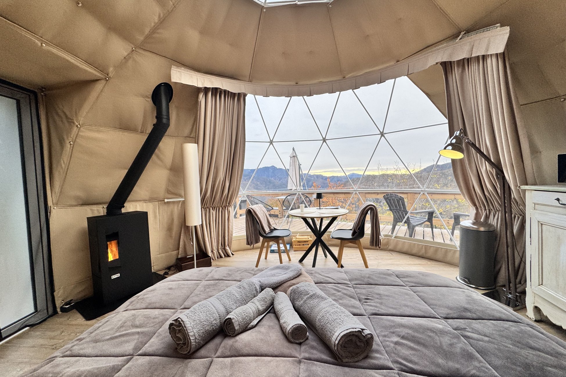 Hébergement UnicStay : Le Dôme de Jèpo à Ilonse