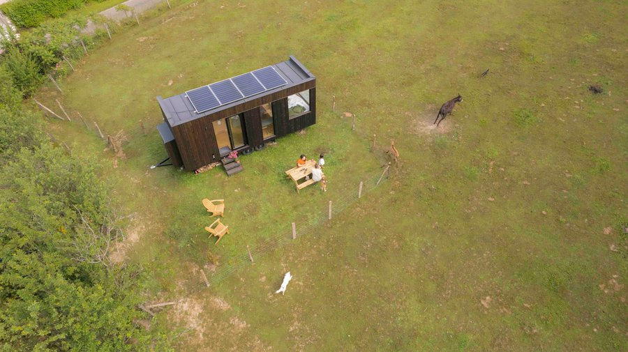 Hébergement AbracadaRoom : Parcel Tiny House - près des animaux dans le Jura - Image 1