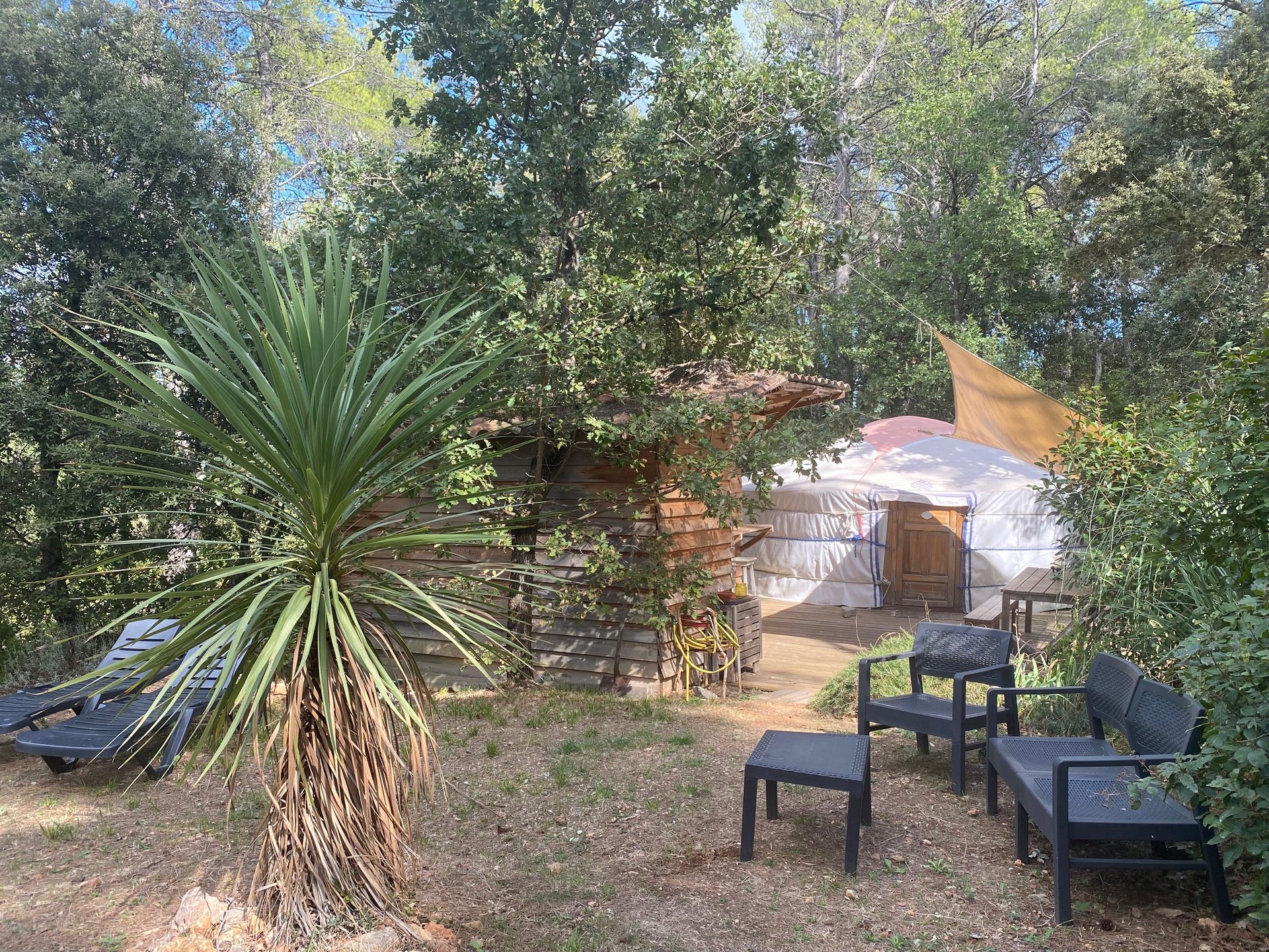 Yourte en Provence & piscine