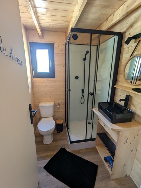 Hébergement AbracadaRoom : Tiny house du bois prié & Spa - Image 8
