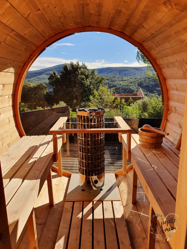 La Pépite d'Amour, villa 5* avec spa privatif, sauna, piscine privée à volonté ! à Ste Anastasie Sur Issole (6)
