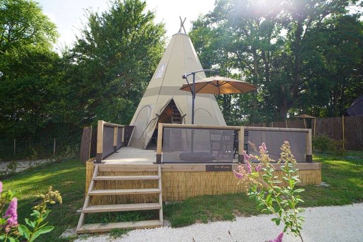 Hébergement AbracadaRoom : Le Tipi de L'Orée des 4 chemins & Spa - Image 4
