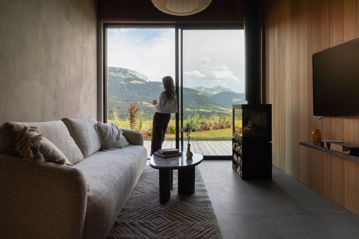 Hébergement AbracadaRoom : Unik Lodges Annecy - Aurore - Nuit insolite avec vue montagne et spa privé - Image 3