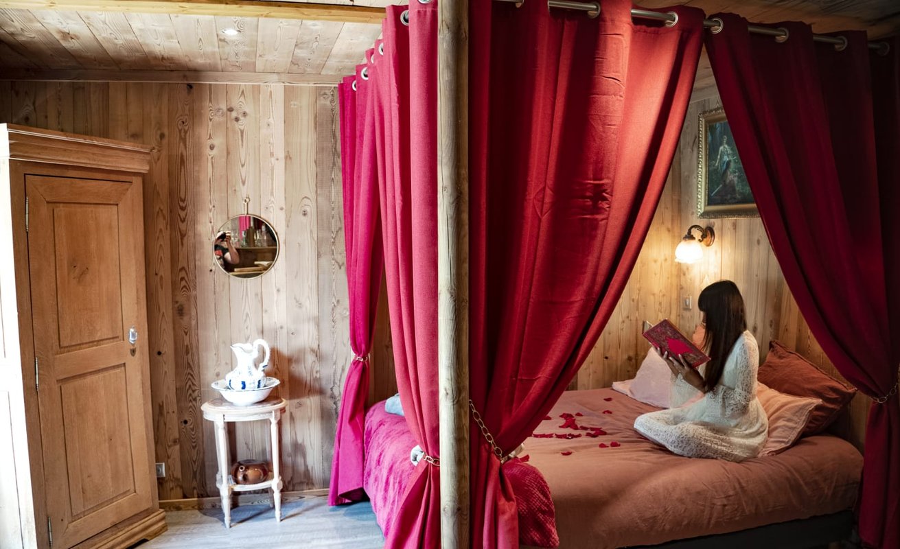 Cabane Le Saloon & Spa à Le Biot (23)
