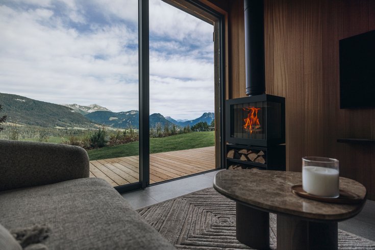 Hébergement AbracadaRoom : Unik Lodges Annecy - Aurore - Nuit insolite avec vue montagne et spa privé - Image 11