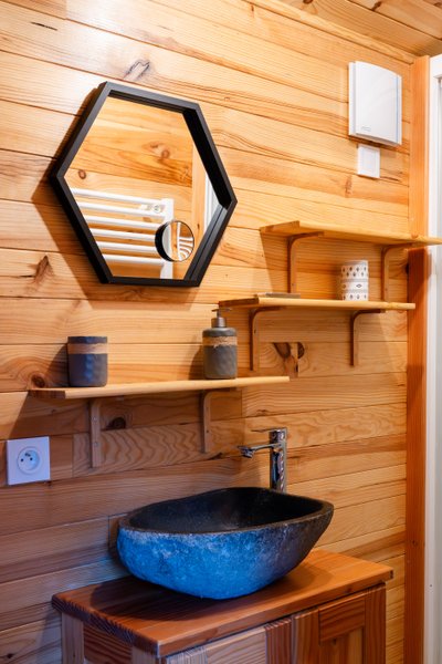 Hébergement AbracadaRoom : Roulotte la Clé du Luberon & SPA - Image 27