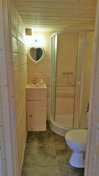 Hébergement AbracadaRoom : Roulotte Romantique - Image 8