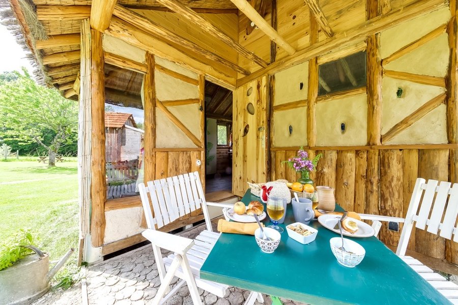 Hébergement AbracadaRoom : La Cabane en Paille - Image 4