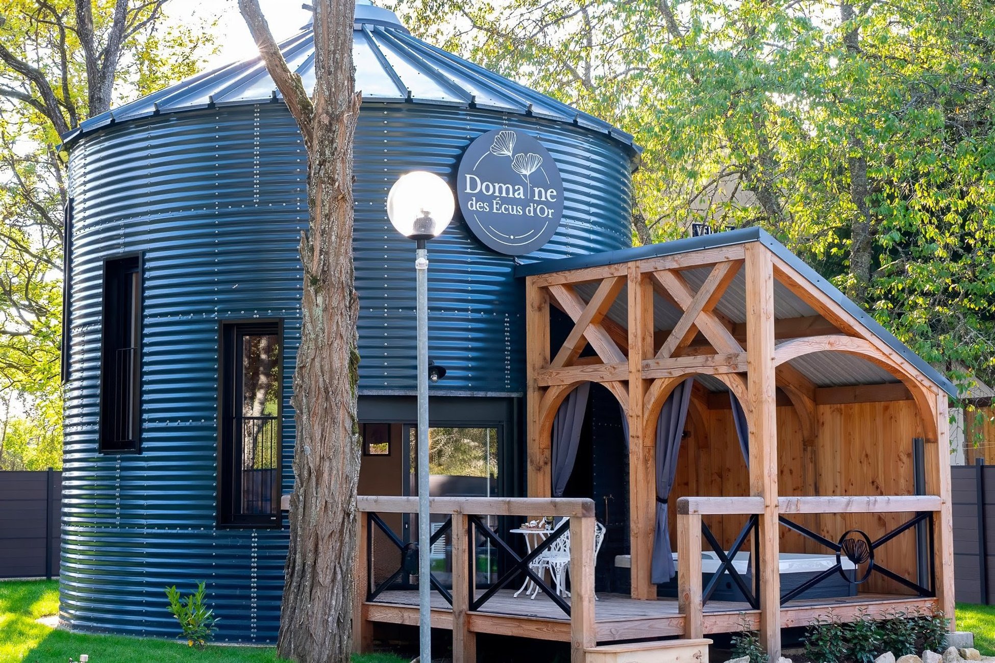 Hébergement UnicStay : Le Silo du Domaine des Ecus d'Or à Veuvey-Sur-Ouche