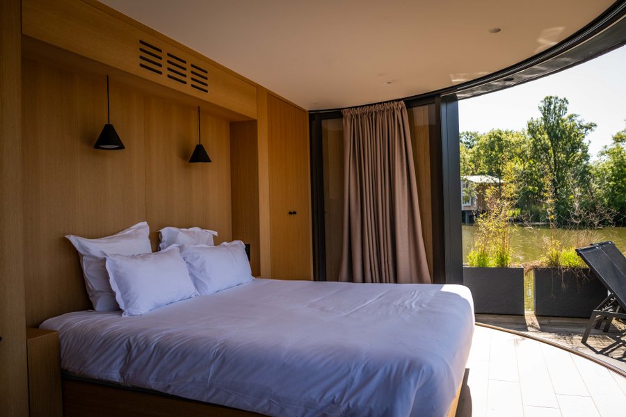 Hébergement AbracadaRoom : LUMIPOD SPA FLOTTANT - Image 18