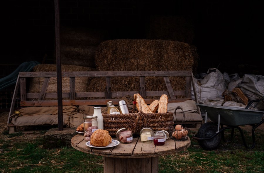 Domaine AbracadaRoom : Un Lit au Pré - L’étable des Mauges en Anjou - Image 11