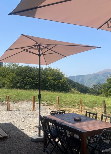 Cabane Etxe ttipia avec vue panoramique à Banca