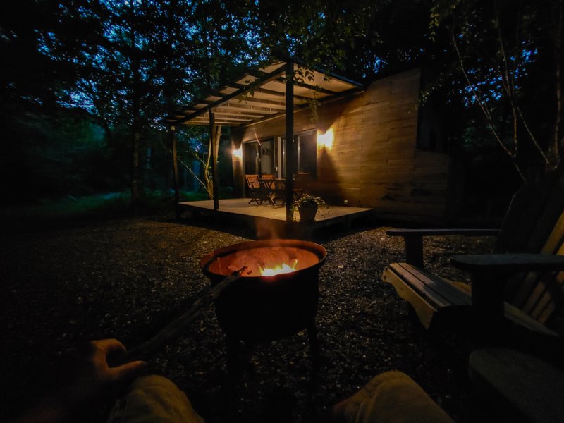 Hébergement AbracadaRoom : Tiny House Lumen & son bain bordelais - Image 4