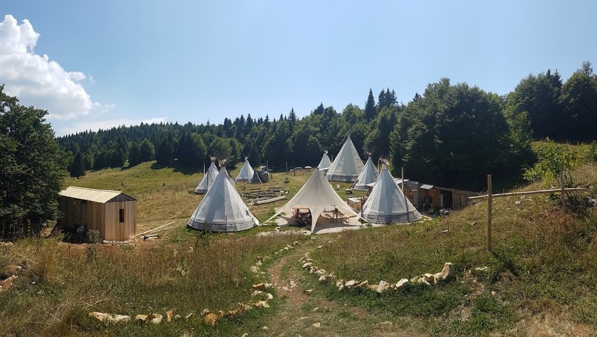 Domaine AbracadaRoom : Village Tipi - Image 8
