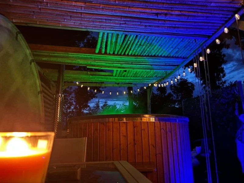 Hébergement AbracadaRoom : La Cabane du Panda & Spa - Image 28